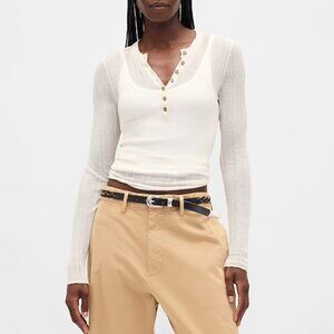 Gap Sheer Rib Henley Sweater in Beige (Size S) - NEW with tags